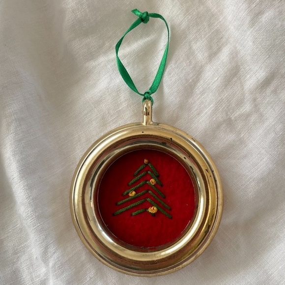 Round Framed Cross Stitch Christmas Ornament - Picture 10 of 12